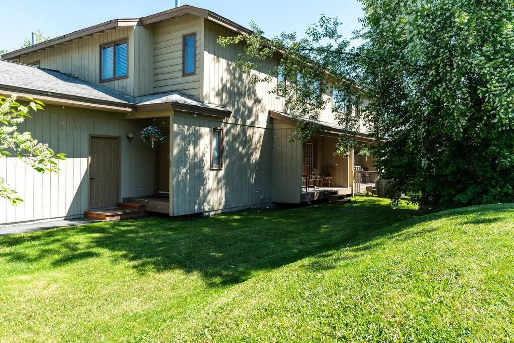 Moose Meadows- Near The Airport, Centrally Located Анкъридж Екстериор снимка
